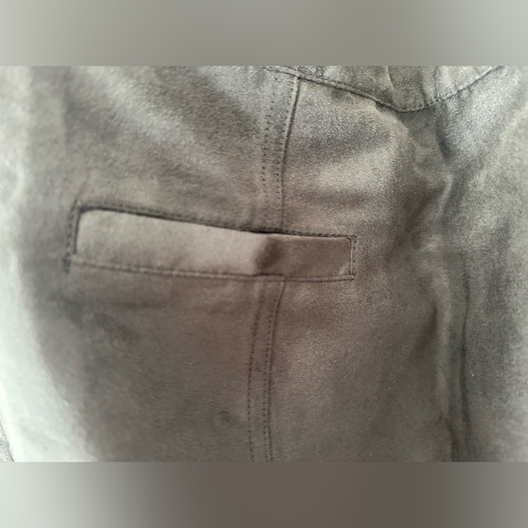 Banana Republic - Banana Republic Factory - Vegan Suede Mini Skirt - Olive Green - Picture 3 of 6